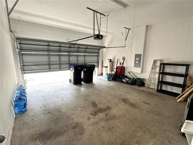 Building Photo - 14693 Cableshire Way