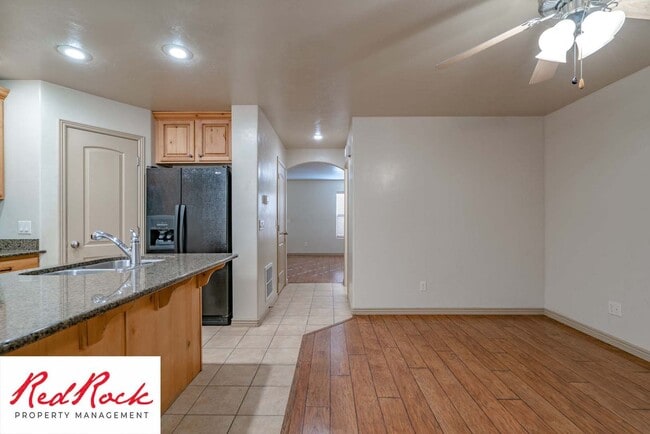 Building Photo - Beautiful 3 bedroom Cottage at Fossil Hill...