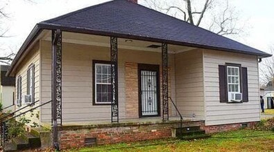 Building Photo - 225 N Missouri St