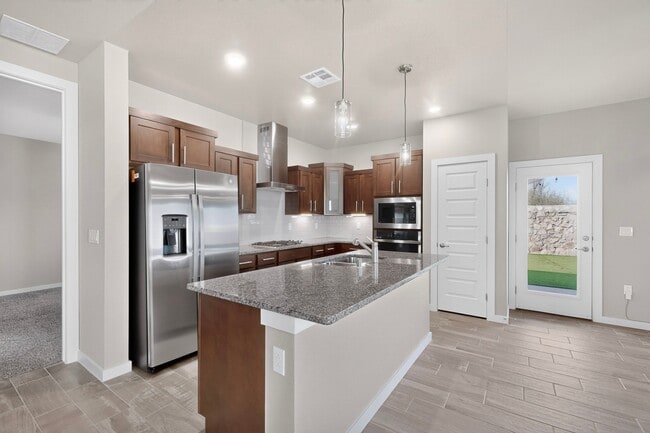 Building Photo - 9930 Isla Pl