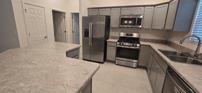 Building Photo - 6385 Danielson Lp