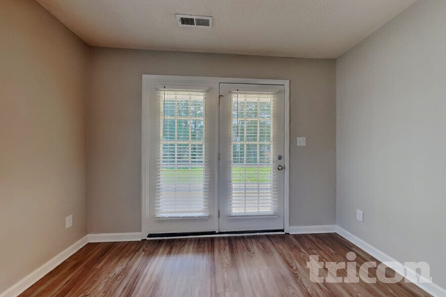 Building Photo - 2112 Saponi Village Ct