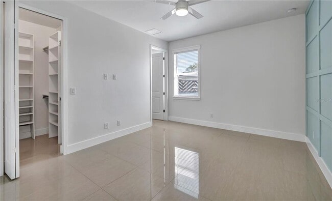 Building Photo - 1119 Ansin St