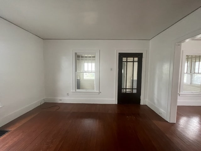 Building Photo - 1141 College St