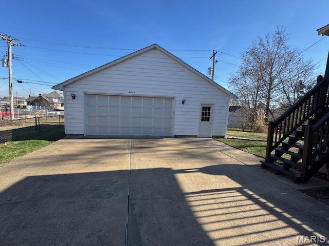 Building Photo - 9012 Eden Ave