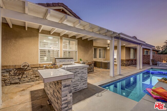 Building Photo - 82580 Yeager Way