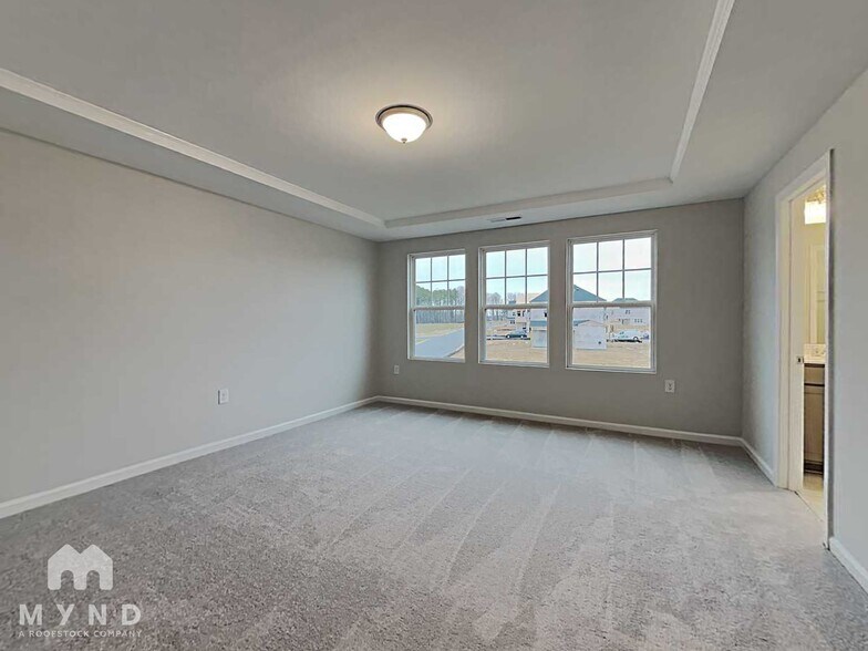 Building Photo - 1601 Trembley Pk Dr