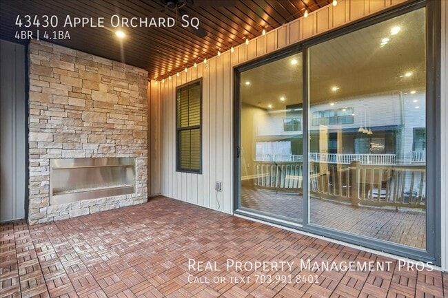 Building Photo - 43430 Apple Orch Sq