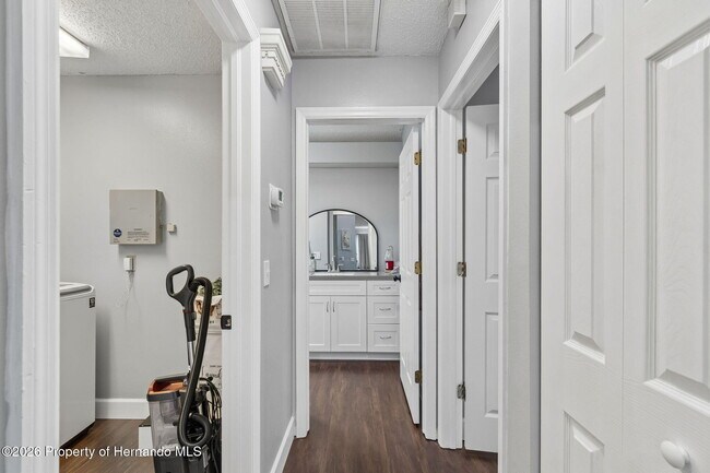 Building Photo - 10454 Casa Grande Cir