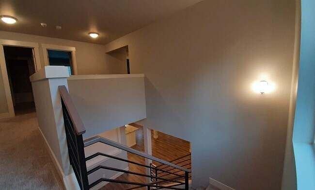 Building Photo - Magnificent Gig Harbor 4 Bed Home For Rent