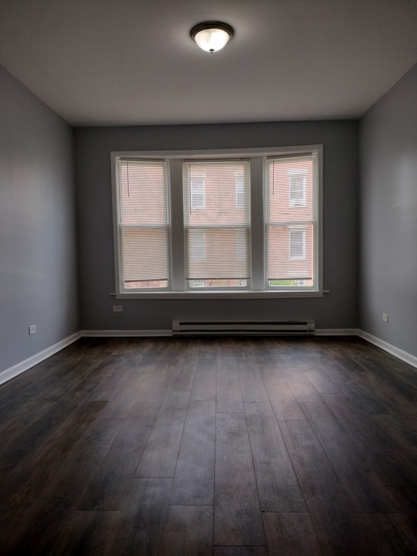 Building Photo - 6601 S Green St