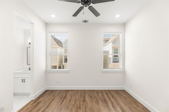Building Photo - 1812 Palmetto Landing Dr