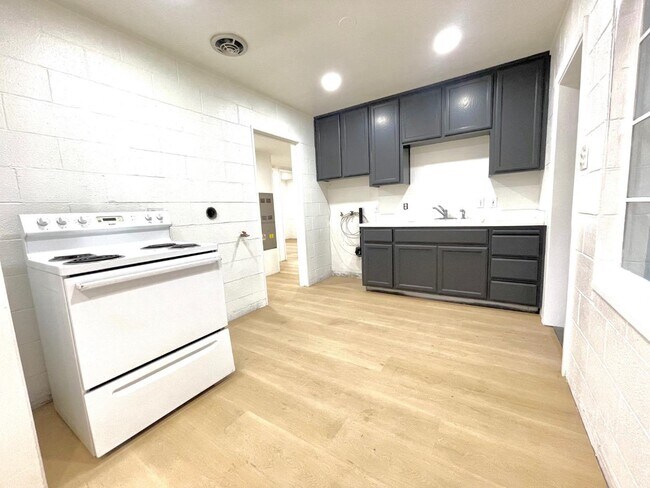 Building Photo - 5119 58th St