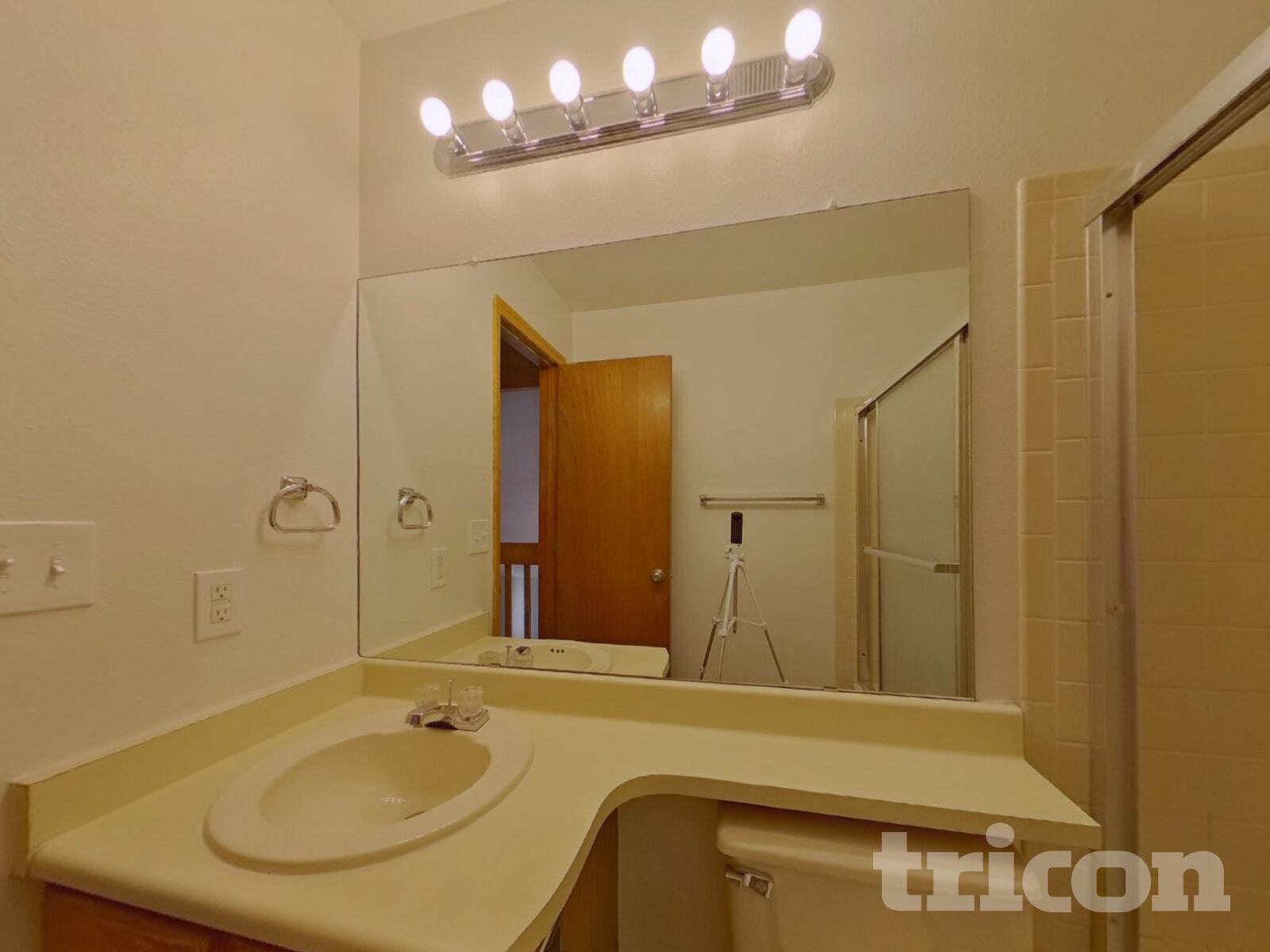 Building Photo - 14652 E Bellewood Pl