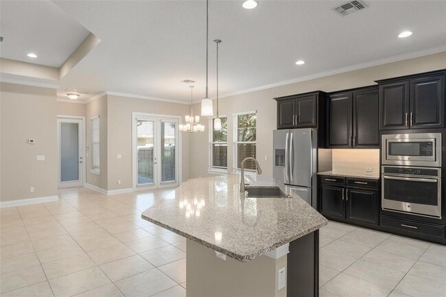 Building Photo - 13833 Behring Ave