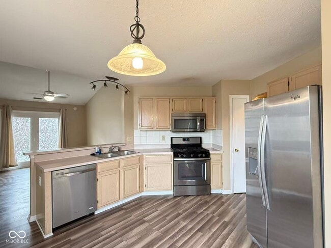 Building Photo - 7006 Long Run Dr