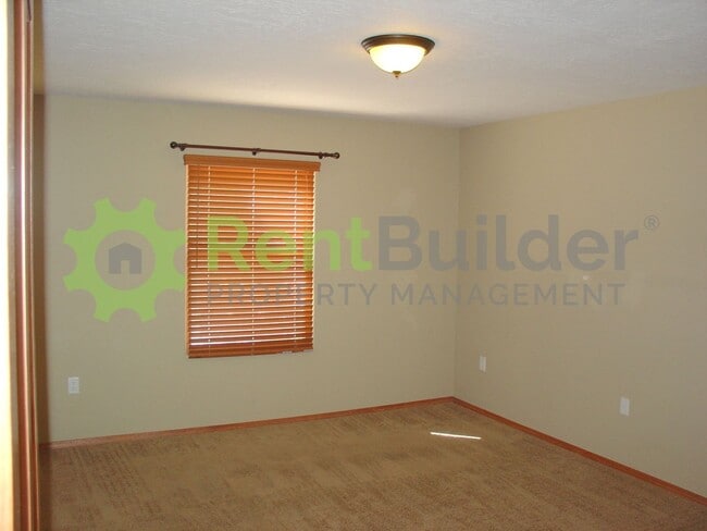 Building Photo - 9404 Endee Rd NW