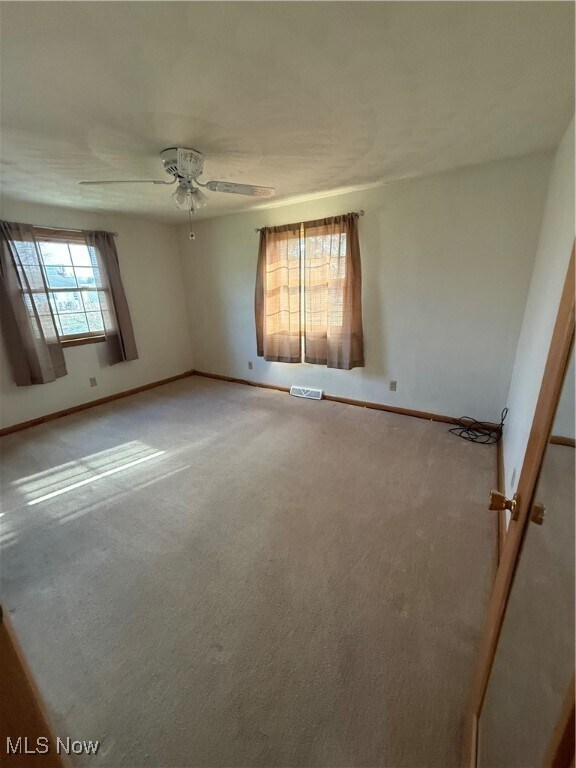 Building Photo - 964 Country Club Dr