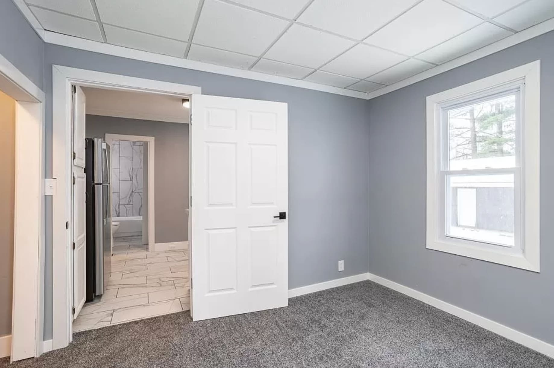 Building Photo - 801 Lake View Dr