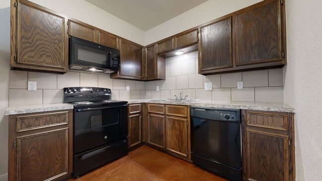 Building Photo - ALL STAINED CONCRETE FLOORING DUPLEX IN HA...