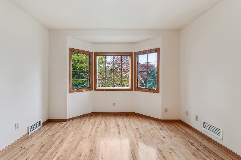 Building Photo - 8740 SW Birchwood Rd