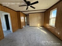 Building Photo - 7016 Ivy Ave