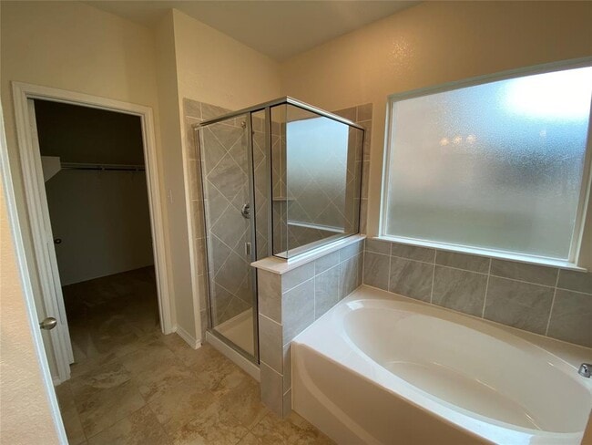 Building Photo - 1313 Arbor Acres Loop