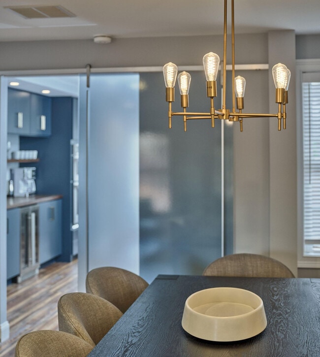 Building Photo - 9 Arnett Ave