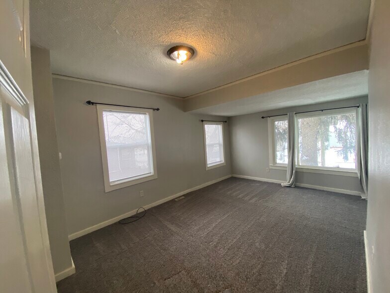 Primary Bedroom - 3906 7th St