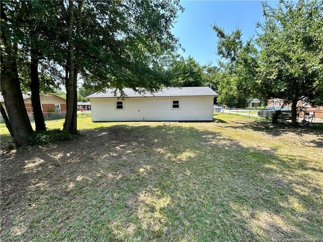 Building Photo - 6539 Amanda Cir