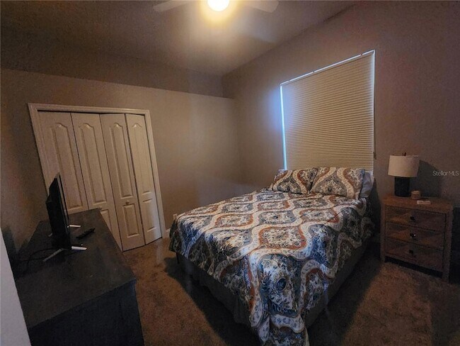 Building Photo - 5274 Far Oak Cir