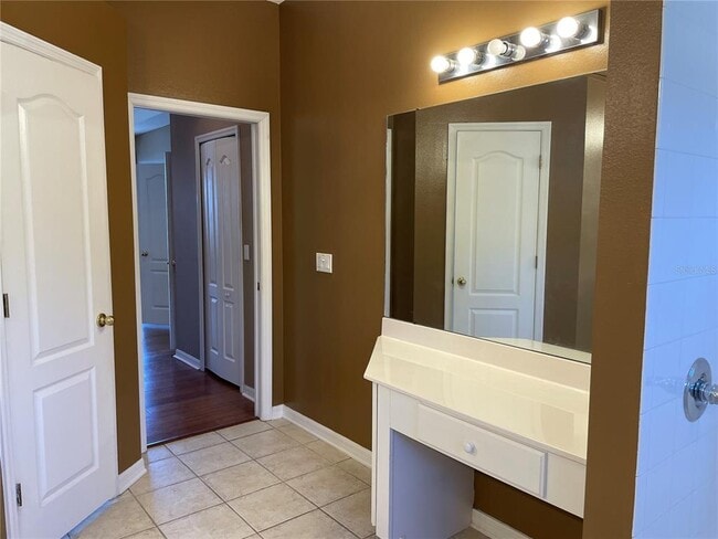 Building Photo - 16143 Ivy Lake Dr