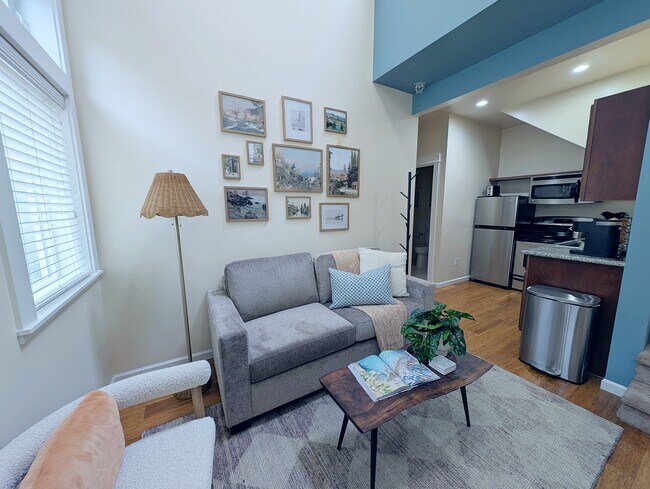 Building Photo - The Norm Appartments