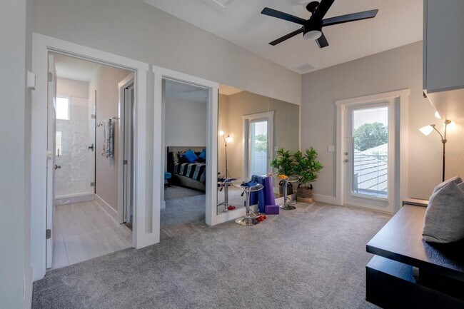 Building Photo - 25962 High Hampton Cr