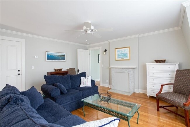 Building Photo - 29 Champlin St