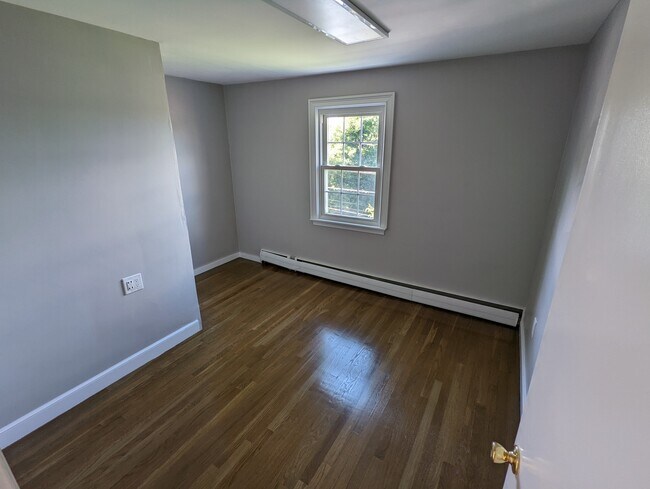 Building Photo - 97 Langley Rd