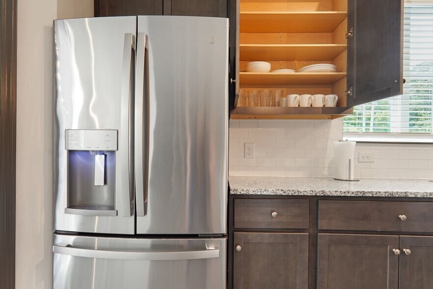 Building Photo - 1540 Dunn Rd