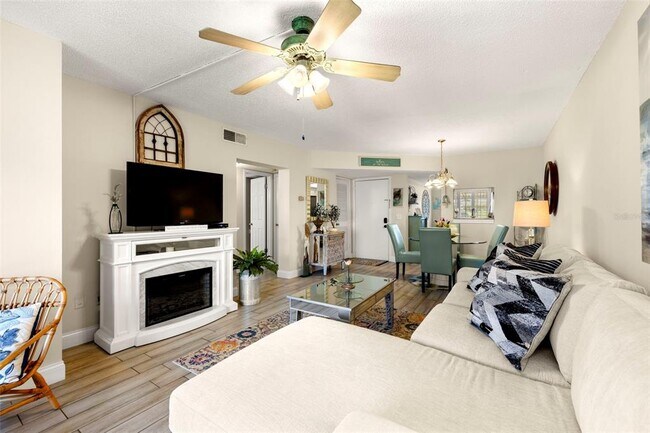 Building Photo - 1370 Heather Ridge Blvd