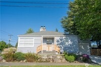Building Photo - 2bd/1ba Seattle House