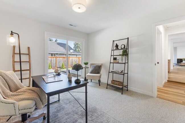 Building Photo - Fully Remodeled 4BR Rambler in Private Fed...