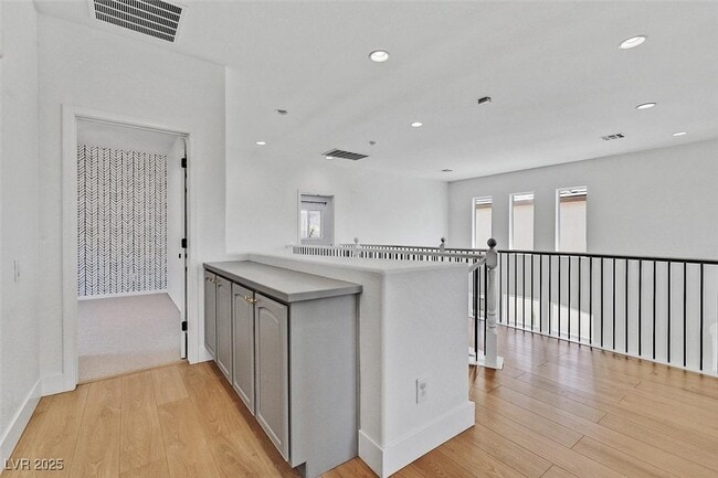 Building Photo - 2524 Flodden St