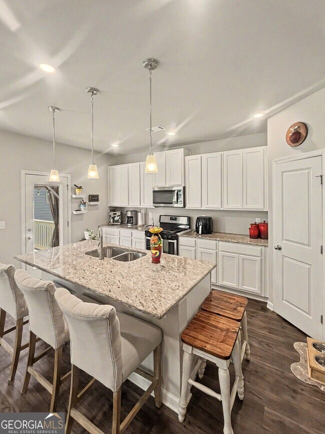 Building Photo - 369 Auburn Crossing Dr