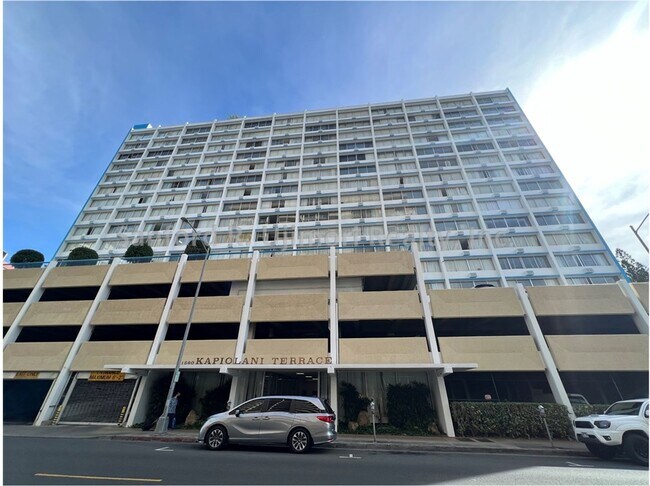 Building Photo - kanu910