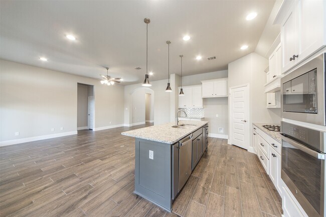 Building Photo - 4623 Primrose Valley Ln