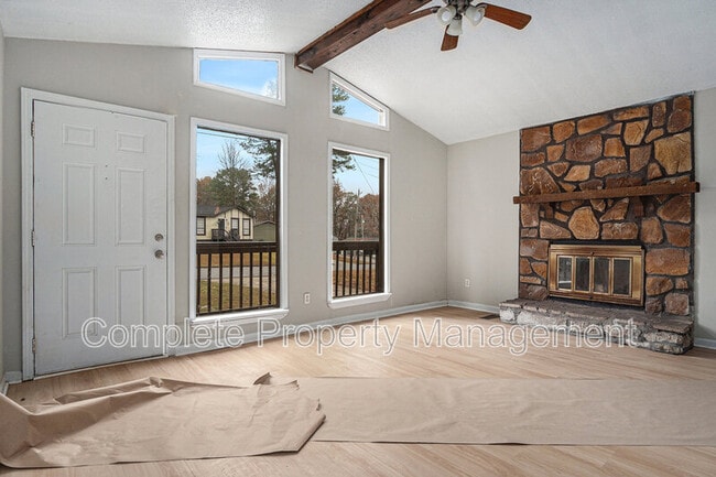 Building Photo - 784 15th Ct NW