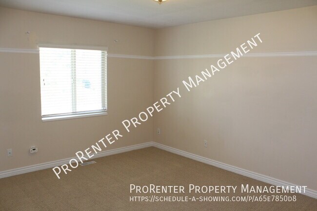 Building Photo - 1757 E 1150 N