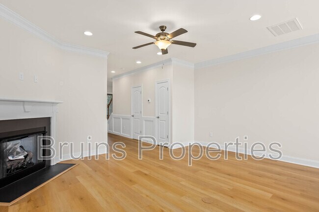 Building Photo - 4752 Willowstone Dr