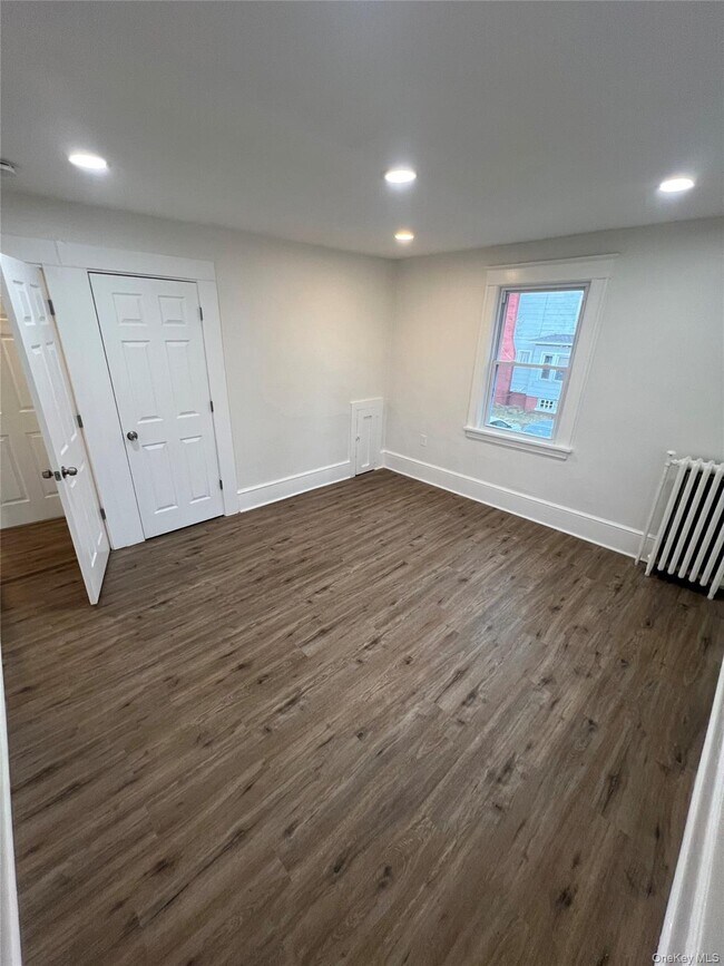 Building Photo - 175 Washington St