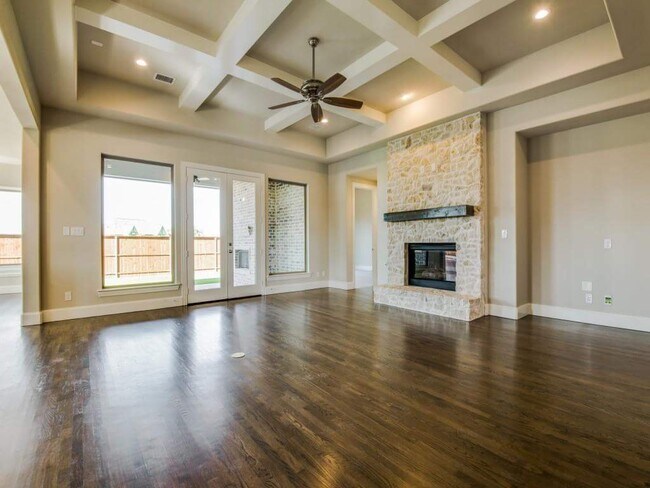 Building Photo - 1107 Sarah St