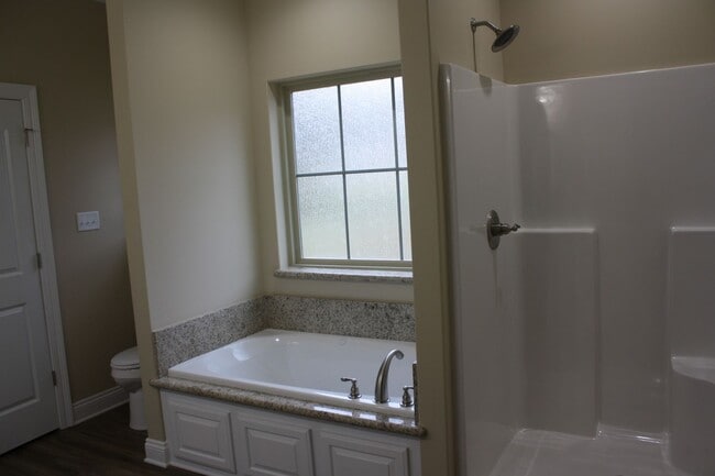 Building Photo - 217 Gano St